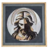 Cuadro artesanal multilámina con rostro reflexivo de Jesús en tonos naturales y grises