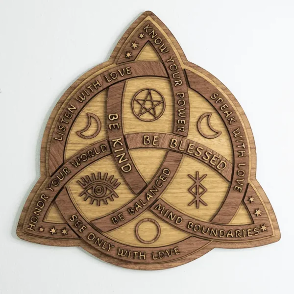Mandala Triskel “Blessed & Balanced” en Madera